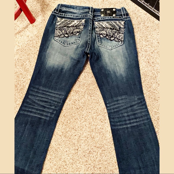 MISS ME 28 x 33.5 - Picture 3 of 12